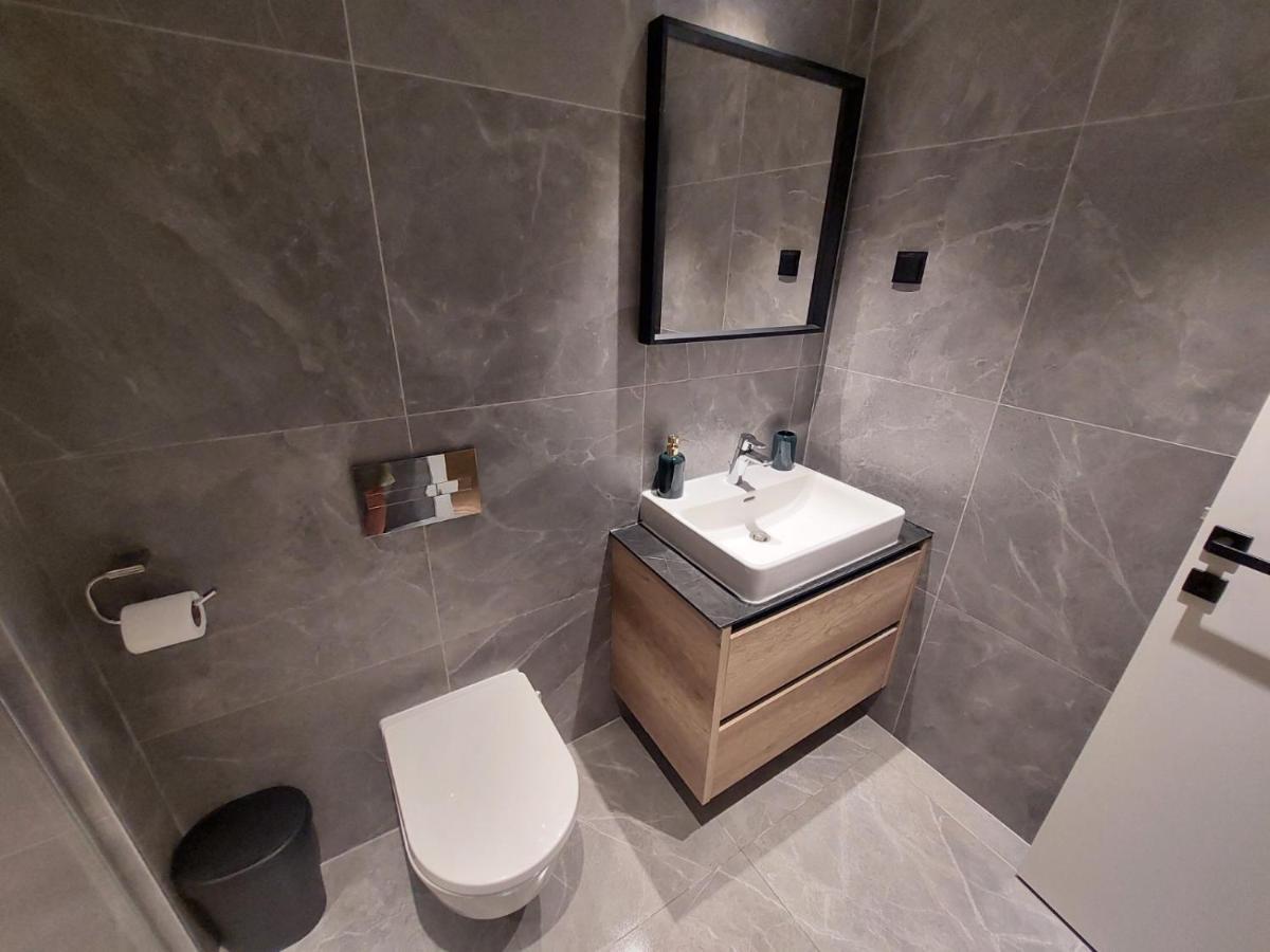 Apartman Irma Sajmiste Exteriér fotografie